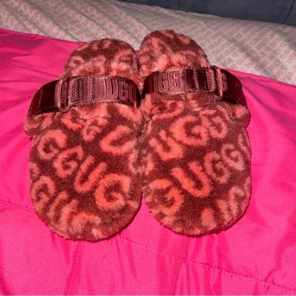 UGG Men's Fluff It Pop Slipper - Picture 3 of 3